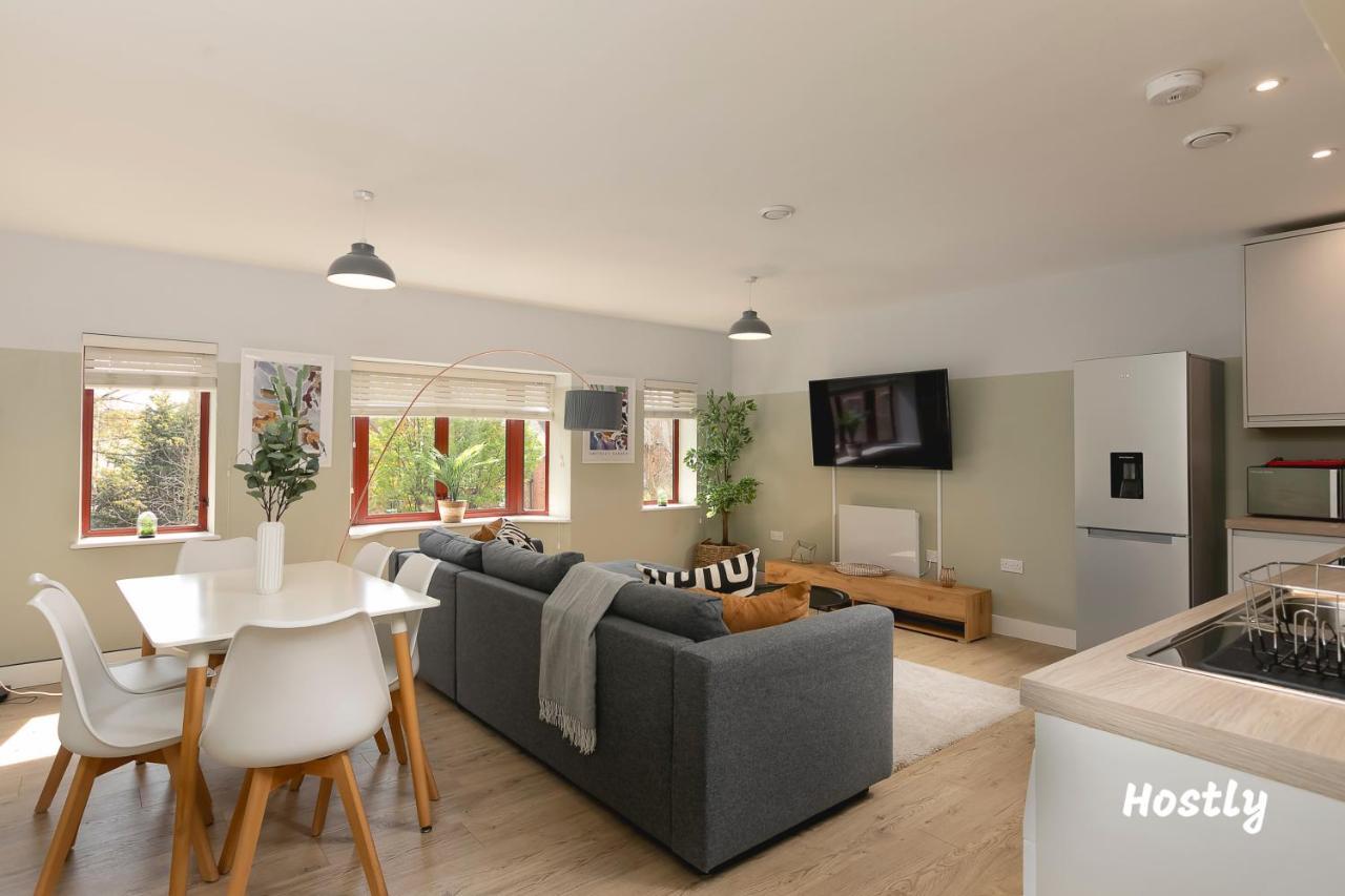 Wesley Gate Apartments - By Hostly Reading Exterior photo